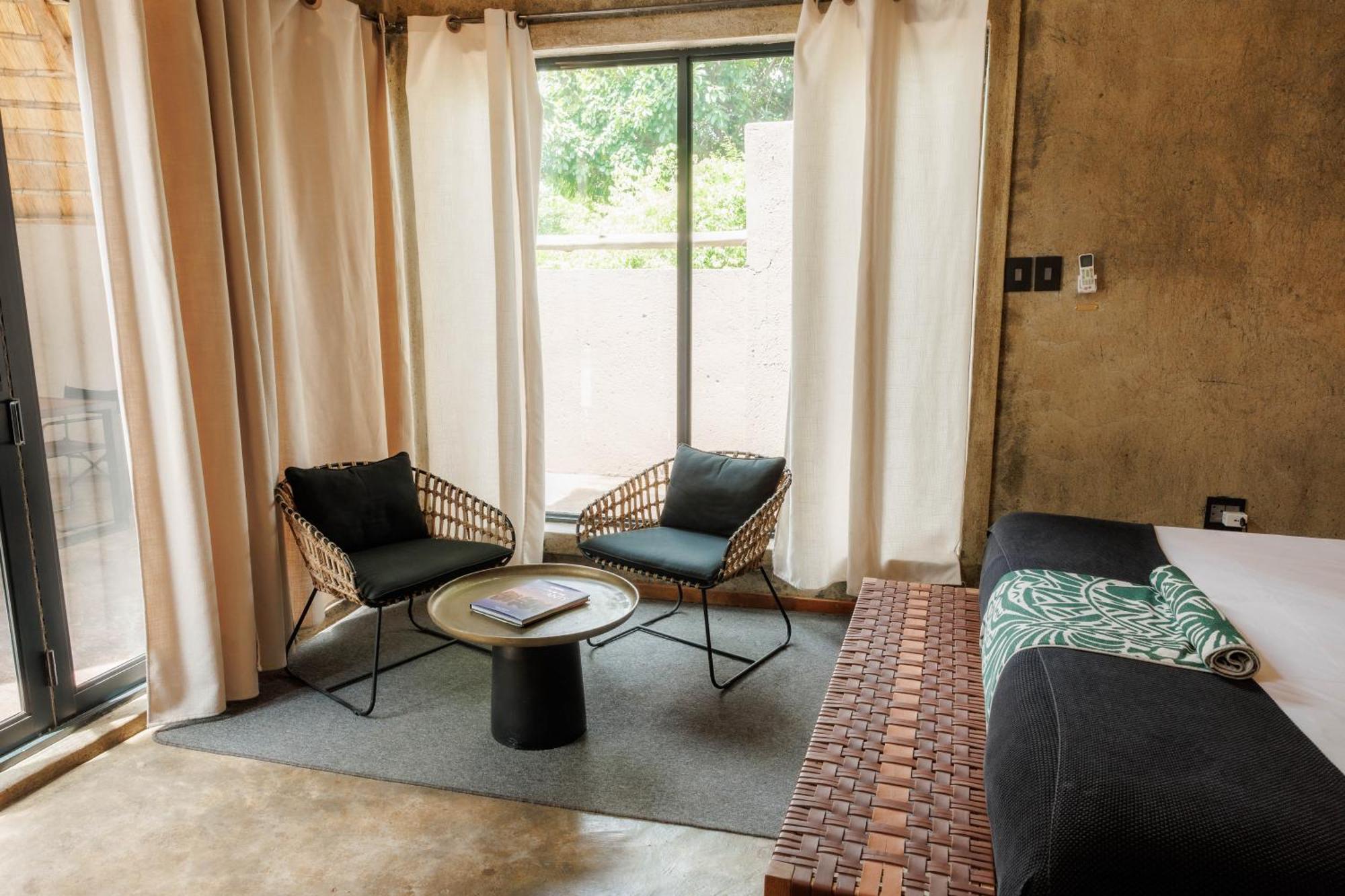 Chobe House Villa And Chalets คาซาเนอ ภายนอก รูปภาพ